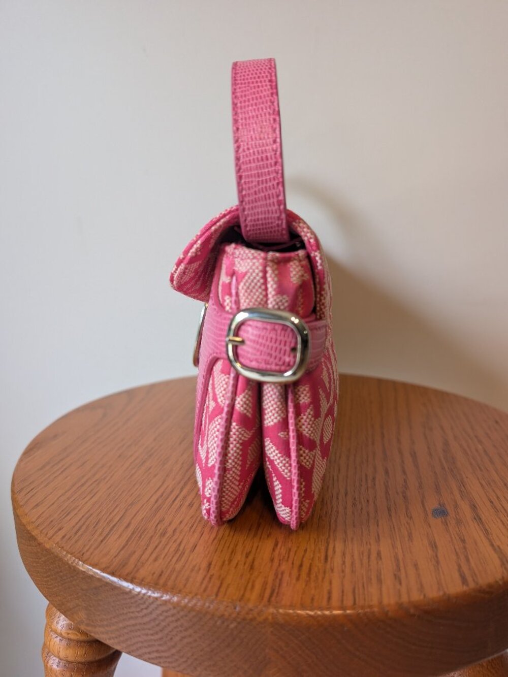 Y2K DKNY Monogram Baguette Pink Shoulder Bag - Picture 3 of 9